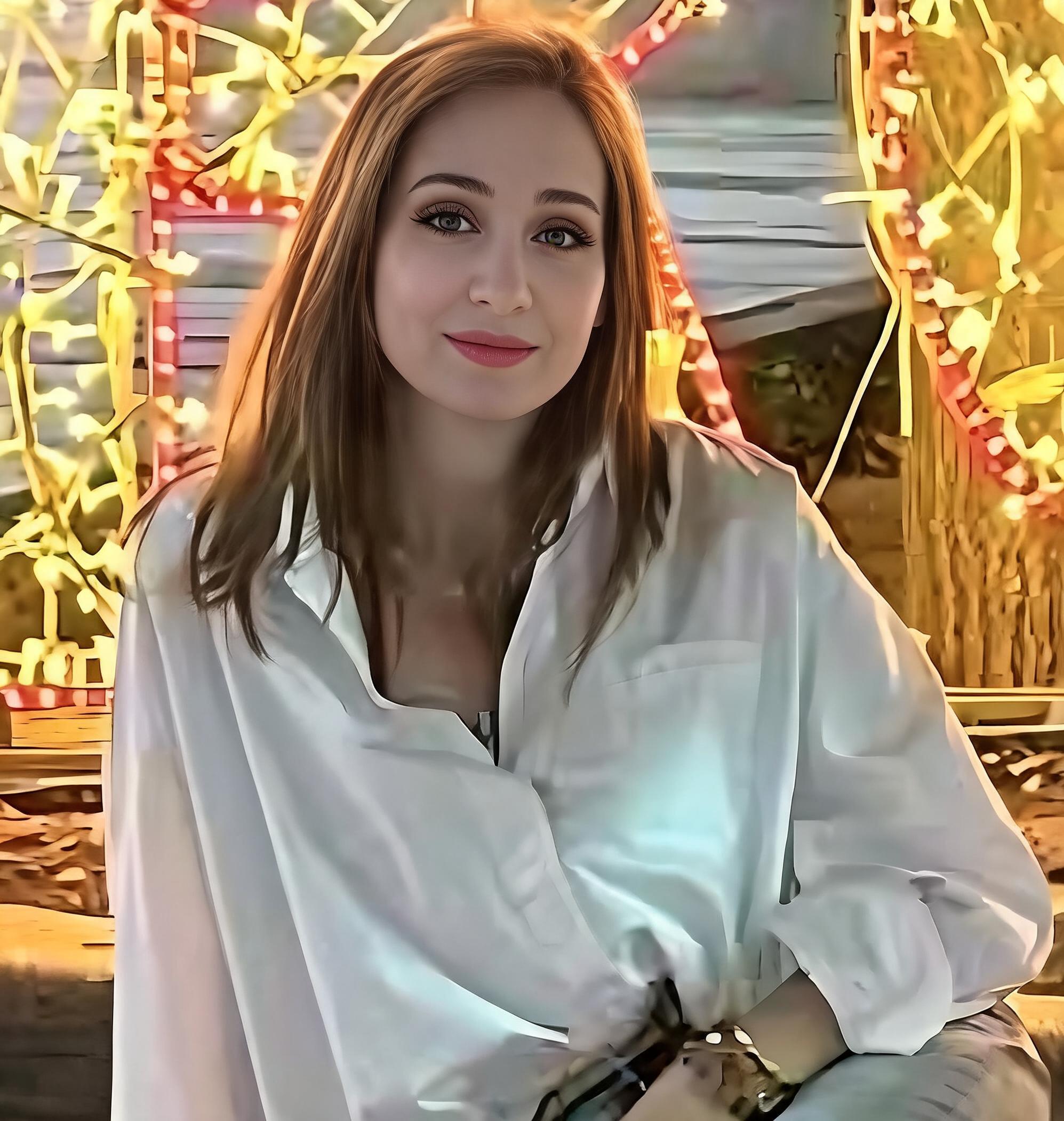 صورة مولدة بالذكاء الاصطناعي: Seedream 5 prompt: mach die person uf dem foto attraktiver und hübsch (نموذج Seedream 5 - صور شخصية)